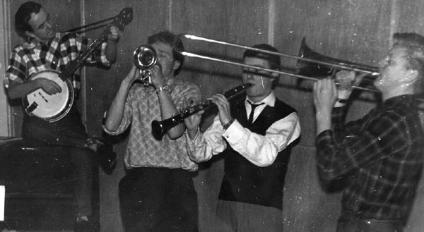 rainy city stompers 4